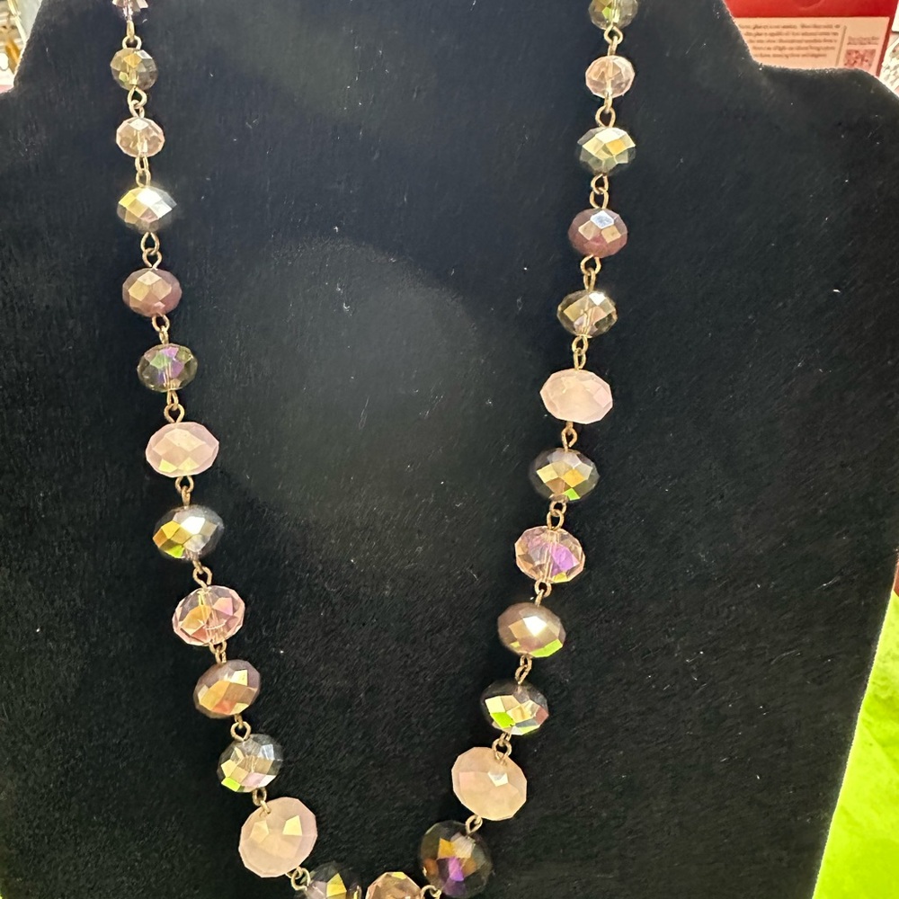 Elegant Multicolor real stone cut glass Beaded Necklace pink and purple color